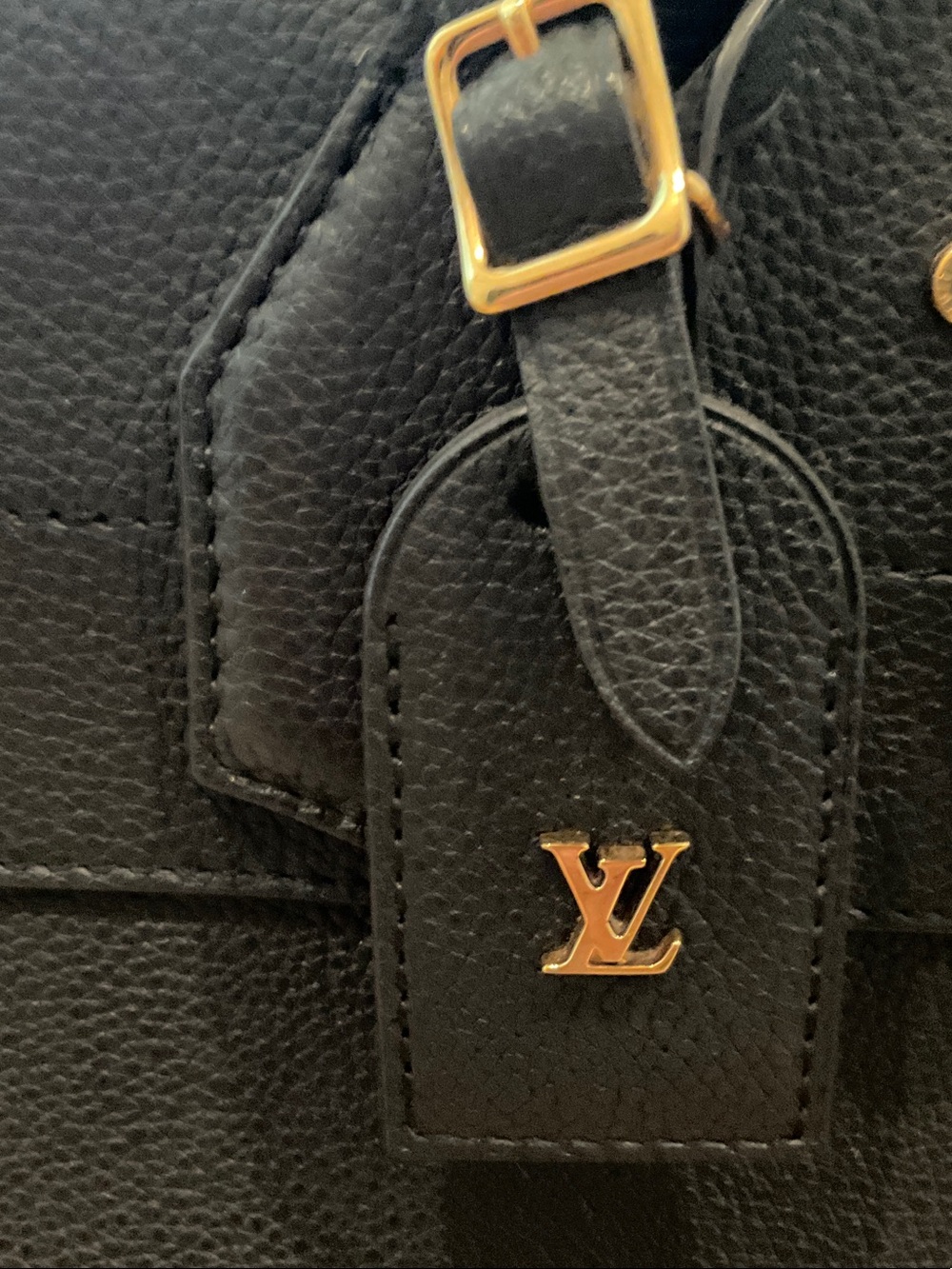 Louis Vuitton Black leather City Steamer MM Gold Hardware - Picture 2 of 13